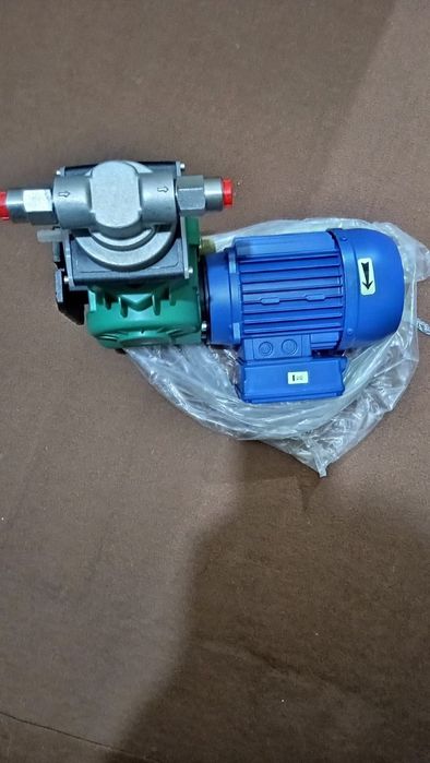 Продаётся насос итальянский