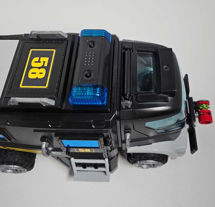 Playmobil - Хеликоптер / бърза помощ , Полицейски камион за спец части