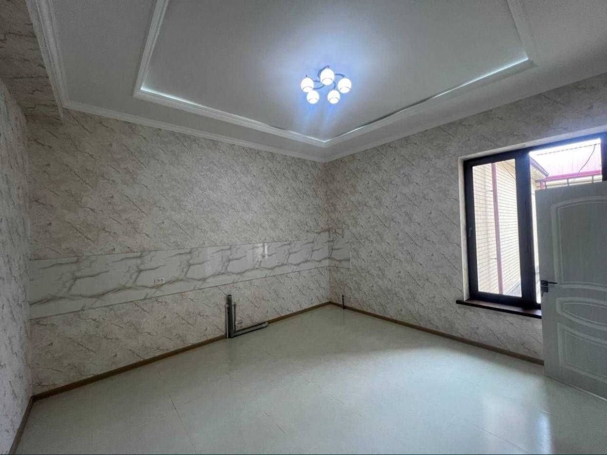 Продается 2,5 соток новый дом в махалле Сабзавот, Кибрай