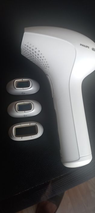Фотоепилатор PHILIPS Lumea
