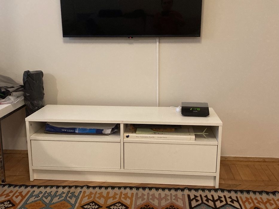Comoda TV Ikea in stare foarte buna