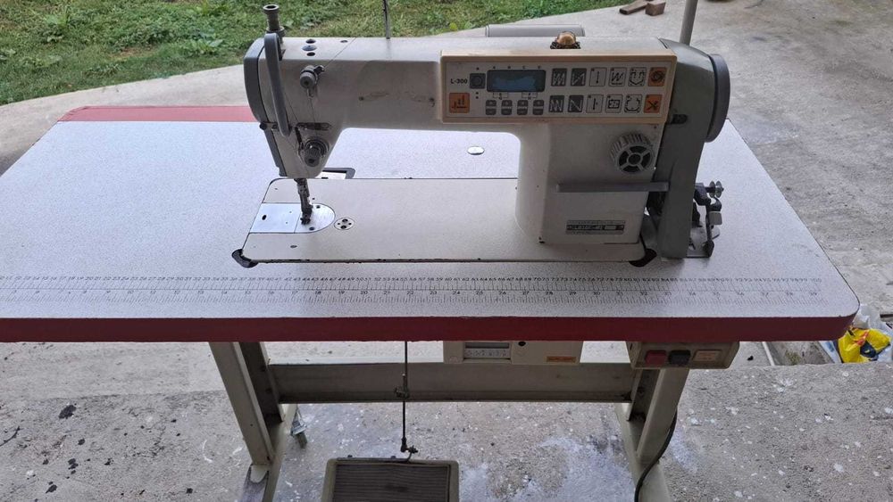Masini de cusut Industriale 220V