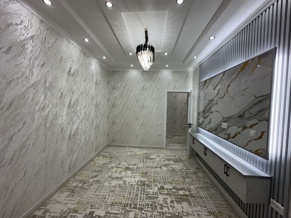 Сотилади новостройка 2 хона 5 этаж вокзал караван магазин