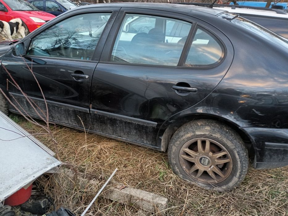 Продавам Сеат Леон 1.9 110 коня