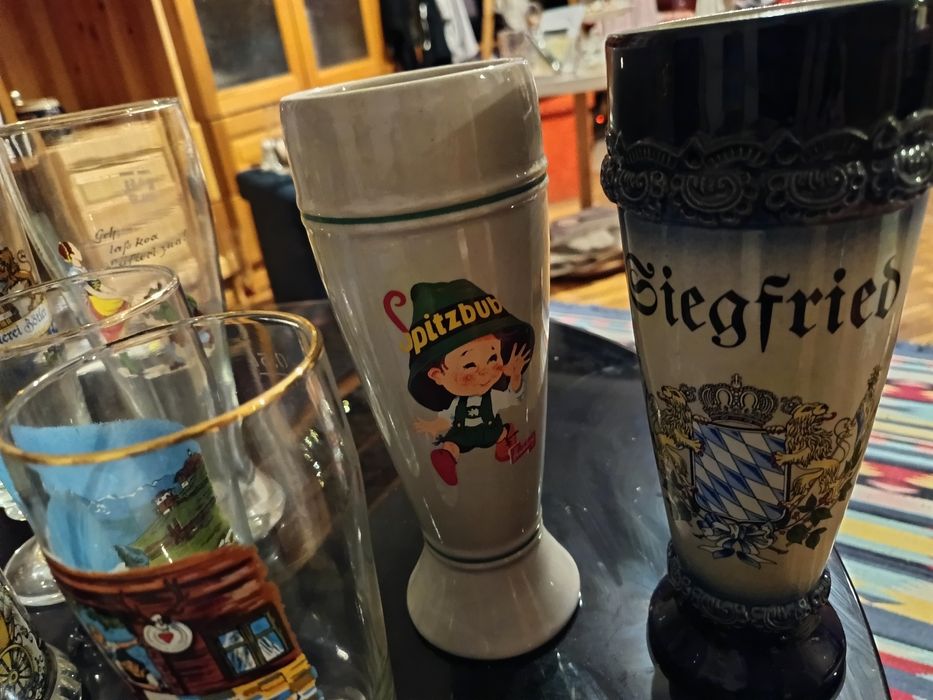 Чаши и халби за бира