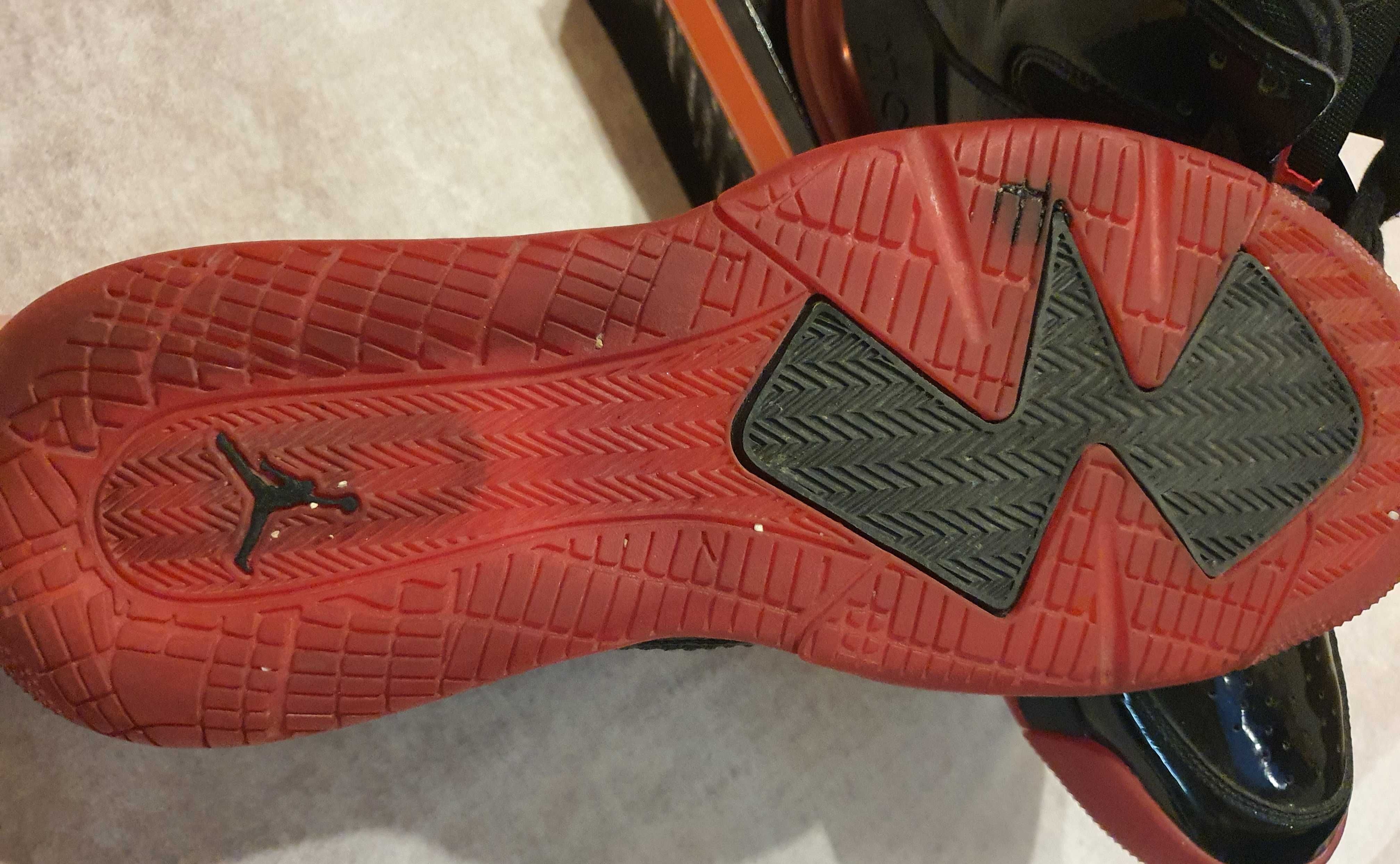 Nike Air Jordan Mars 270 мъжки черни червени спортни маратонки