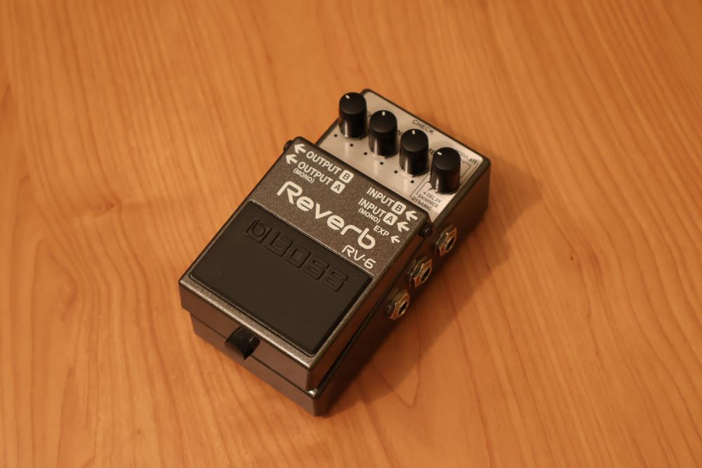 Boss Reverb Гитарная Педаль