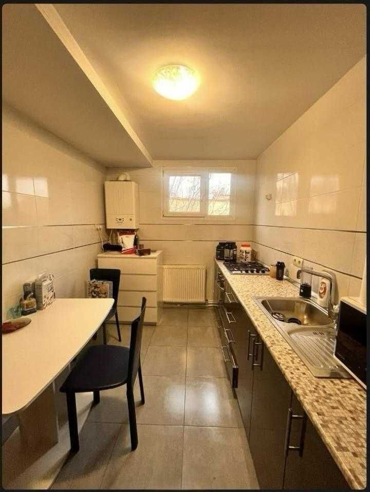 Casă de vânzare în cartierul 23 August