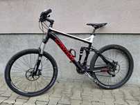 Bicicleta full suspension canyon