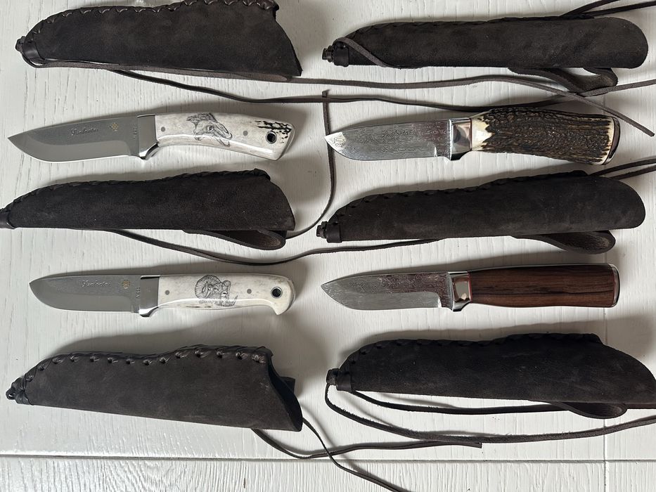 Cutite vanatoresc gravat , corn de cerb