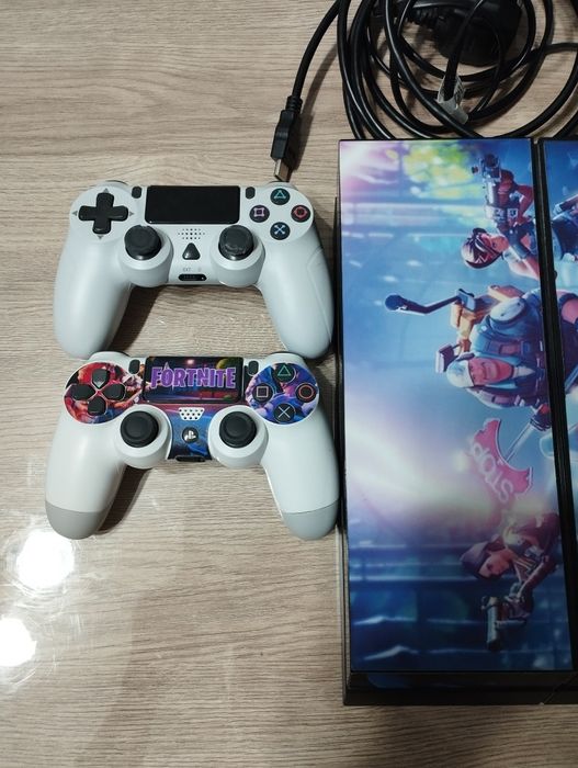 Продавам Плейстейшън