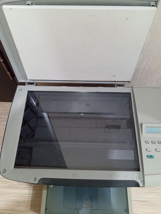 Принтер hp 3/1 в хорошем состоянии