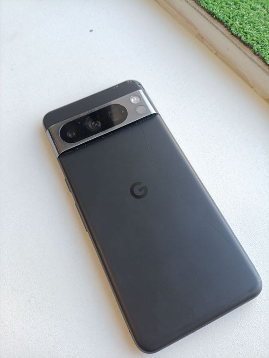 Google pixel 8 pro