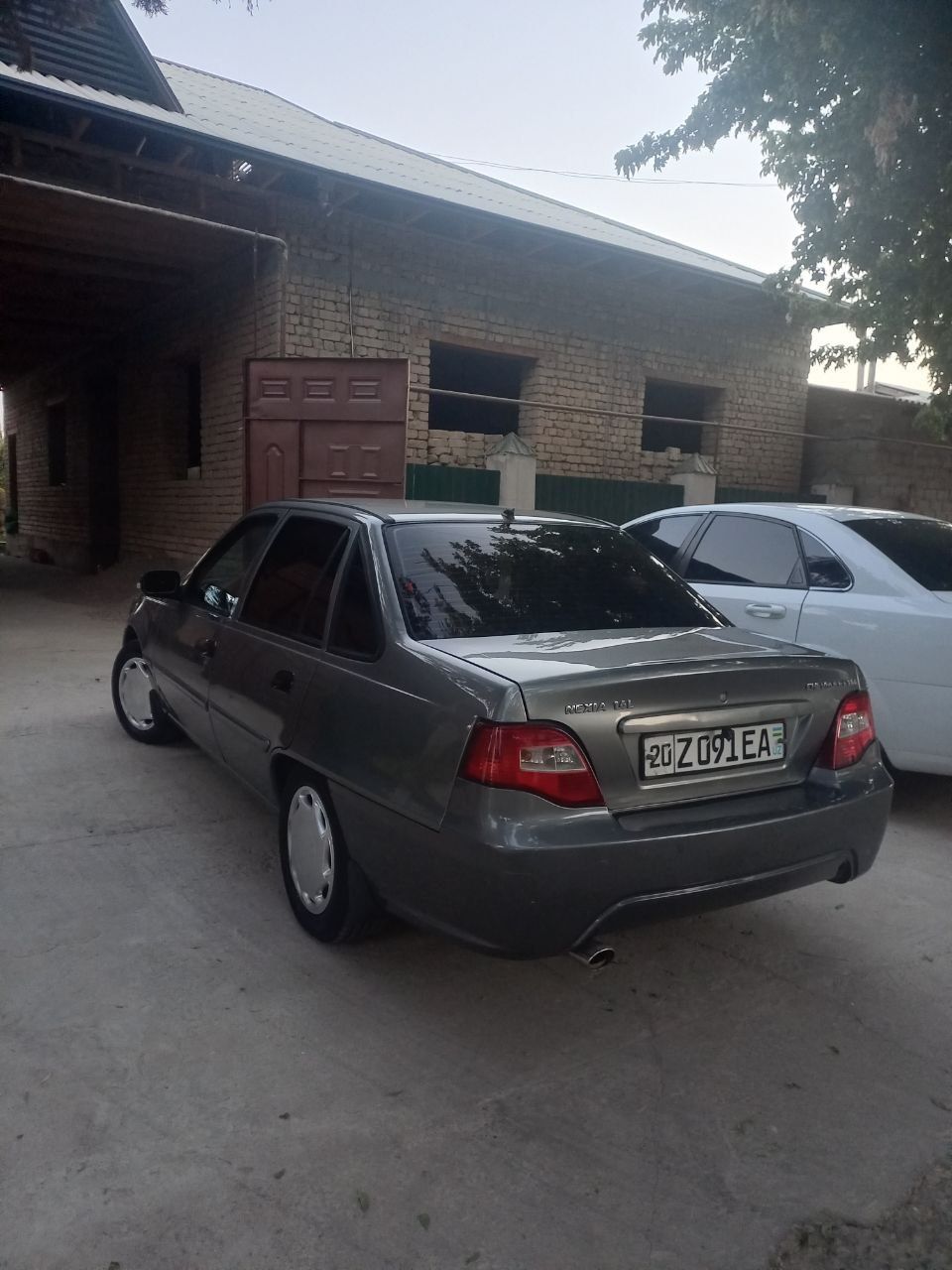 Nexia 2 sotiladi