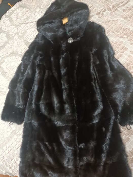 Продам норковую шубу