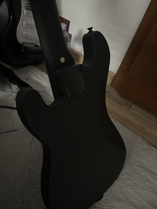 chirara bass harley benton, perfecta pentru toate nivelele, nou