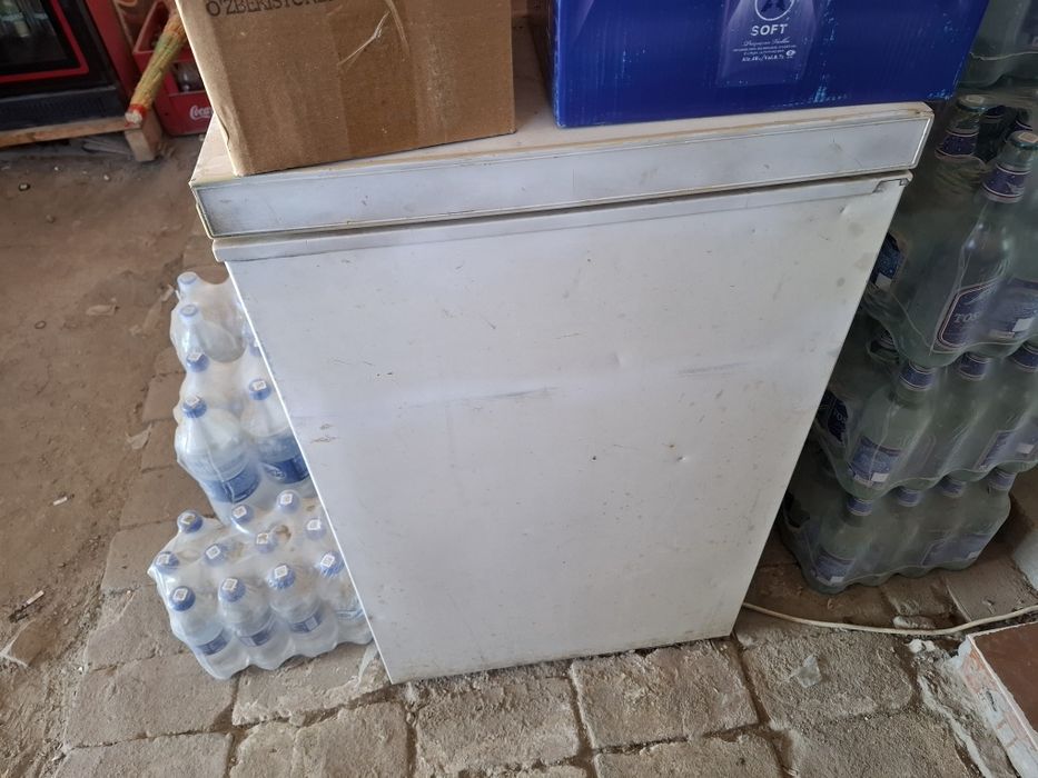 Marazilnik sotiladi.Ishlashi zo'r.Muzlatadi.Manzil shovot tumani.