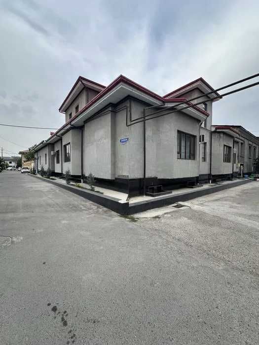 Сарбон продается дом Мирзо Улугбек Соток 6,8  Фасад 40м Ор Автобаза