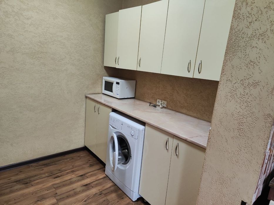 Юнусобод 15кв 2/3/4 Сотилади