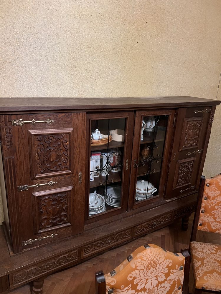 Mobilier lemn masiv