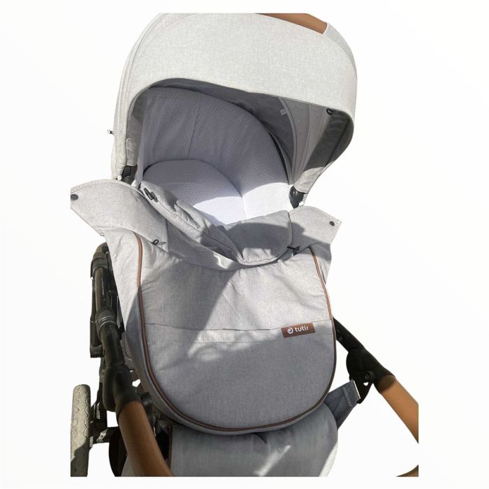 Бебешка количка Tutis Uno с зимен кош и чанта