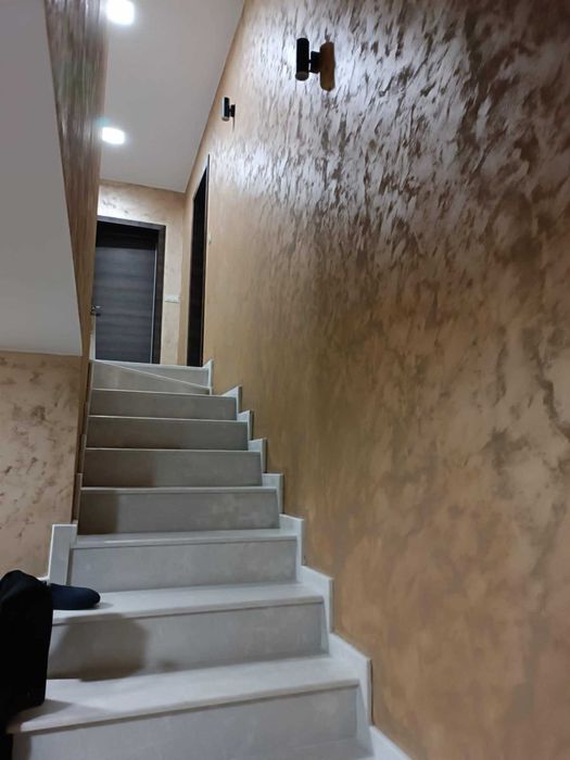 Вътрешни ремонти  и декоративни мазилки