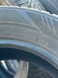 Set Anvelope Laufenn iarna 235 60 R18 ca noi