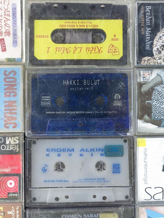 55 броя аудиокасети за касетофон