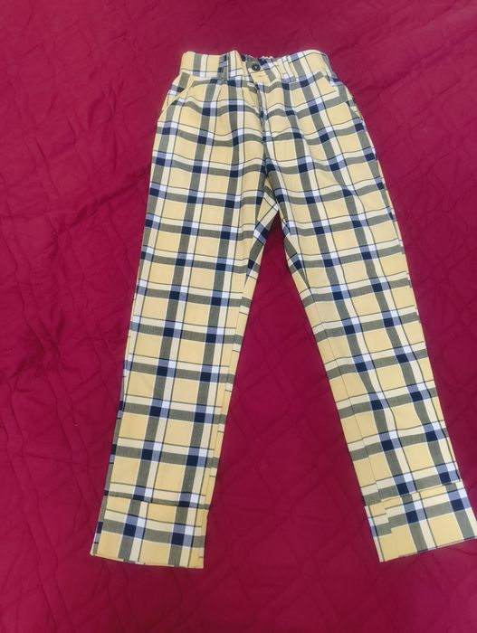 Дамски панталон красиво каре