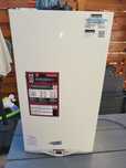 Vand Centrala Ariston Cares 24 + Robineti