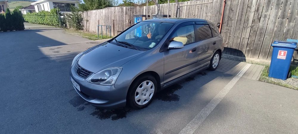 Honda Civic Honda Civic 2004 1.7 CDTI • 198.000 km • Aer Condiționat • Întreținută