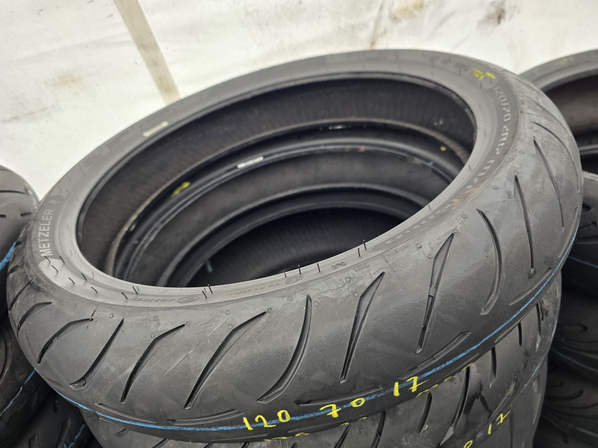 Set moto 120.70.17  190.50.17 pirelli michelin