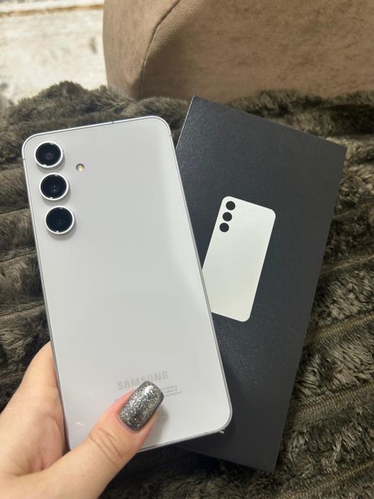 Продам samsung  Galaxy S24 Fe