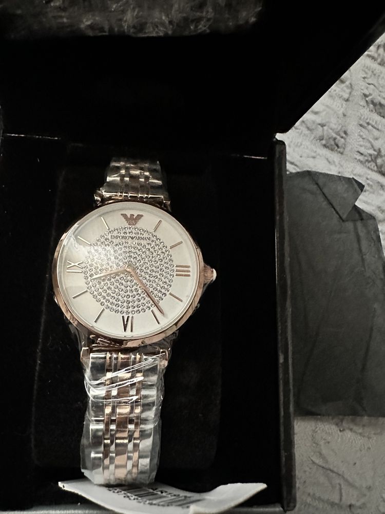 Оригинален дамски часовник Armani