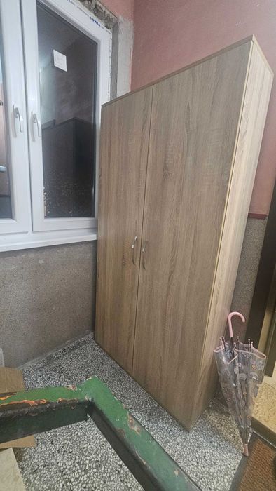 Голям ,нов шкаф да обувки