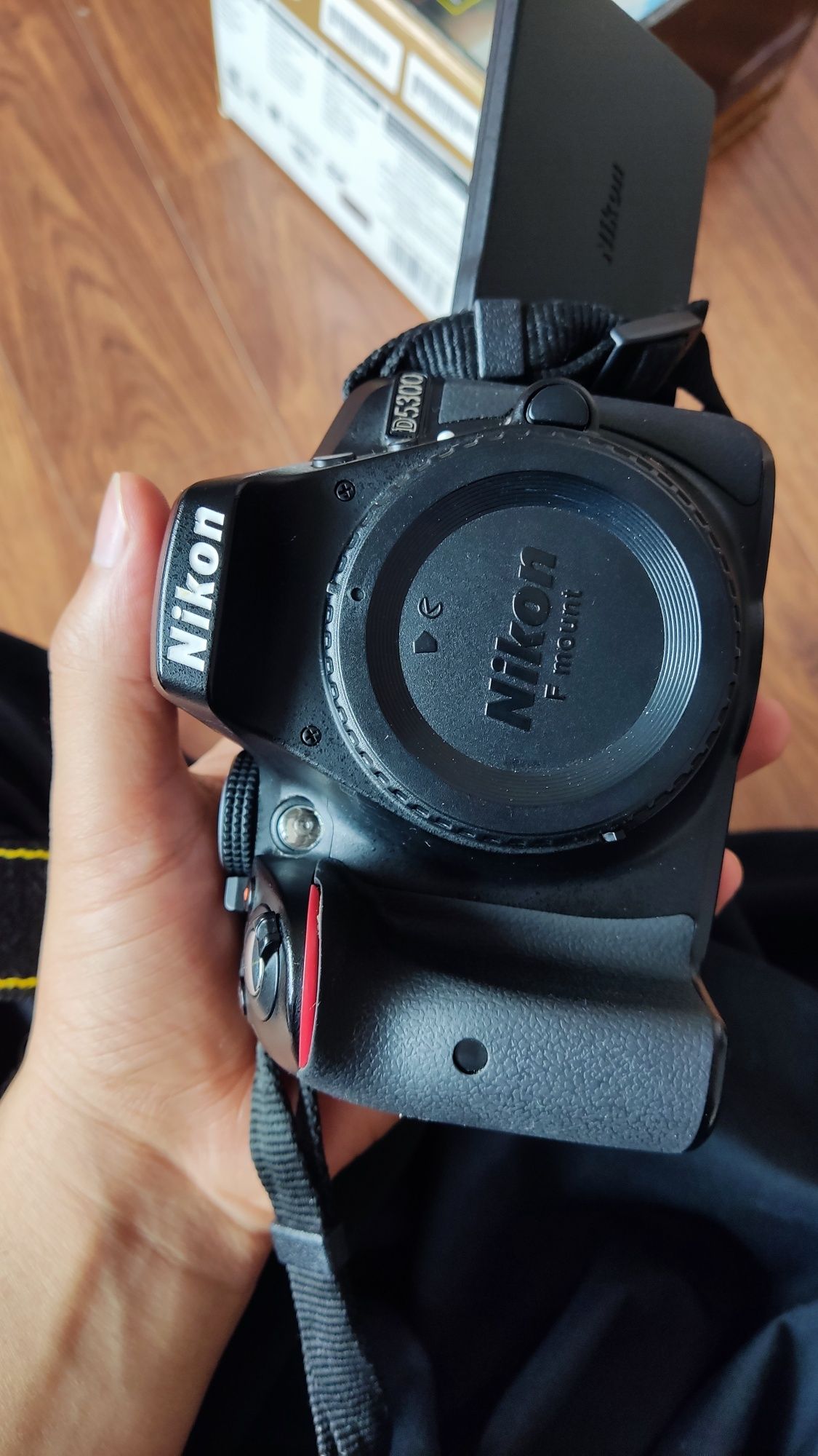 Nikon Camera D5300- New condition - Mileage only 12k. Only body