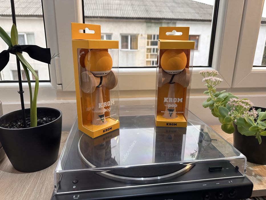 Kendama Krom Pop Yellow