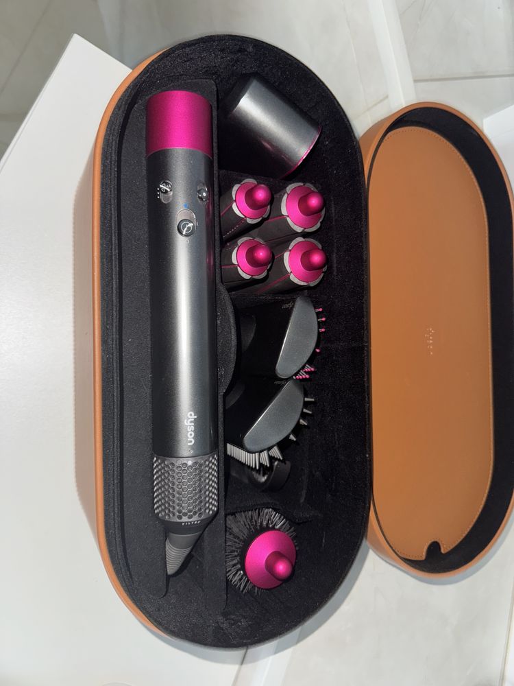 Dyson Dyson Dyson