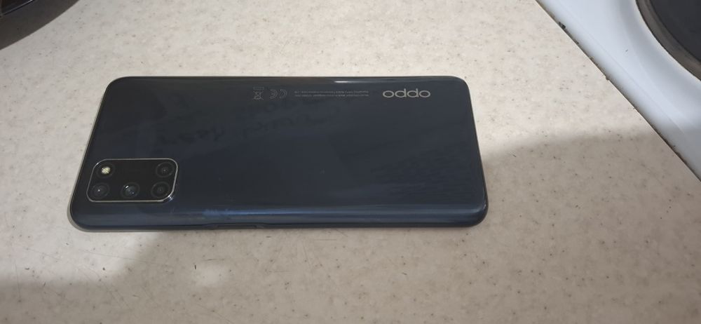Oppo  A52  64gb.