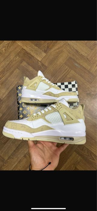 Air Jordan 4 Retro X Louis Vuttonn