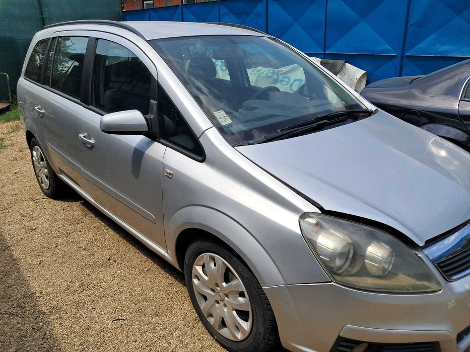 Opel Zafira B, capota motor, grila fata, faruri complete
