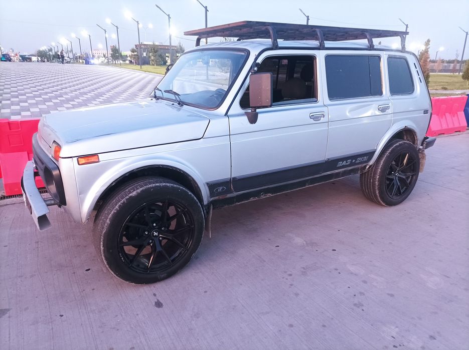 Lada niva 5 eshikli