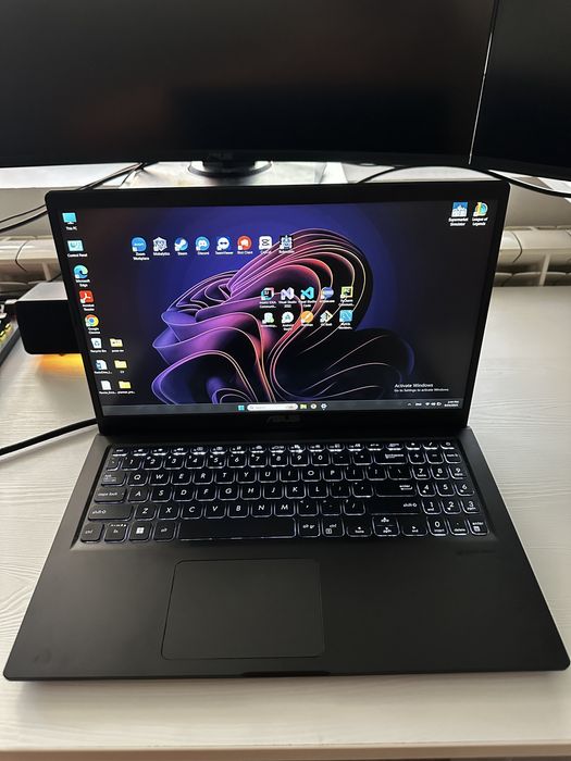 Laptop Asus Vivobook 15” i5 16gb 1.5TB