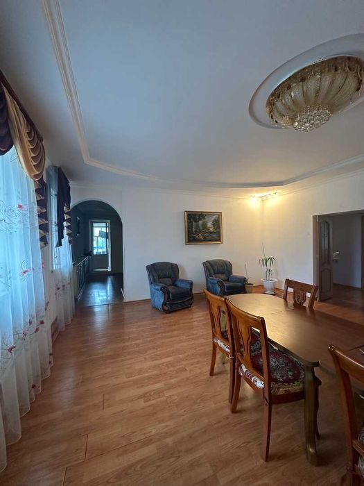 Продам 3-к. квартиру с гаражом и участком в бывшем Детском саду!