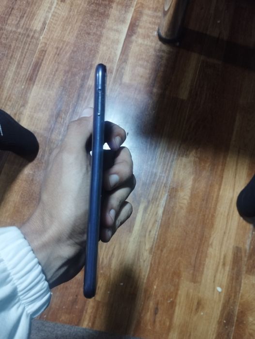 Samsung a10 sotiladi