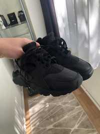 Nike Huarache 35.5 (22cm)