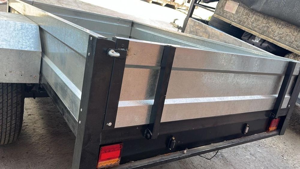 Прицеп легковой 1