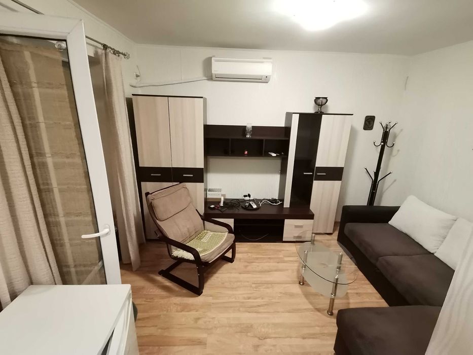 Дава се под наем Едностаен апартамент в Бургас, Възраждане - 38 кв.м за 132.6 € - Снимка #2