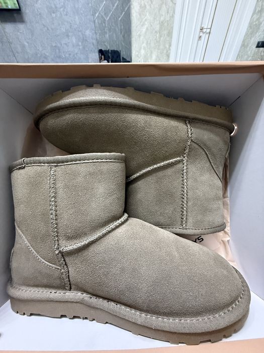 УГГИ продаются новые причина продажи не подошел размер