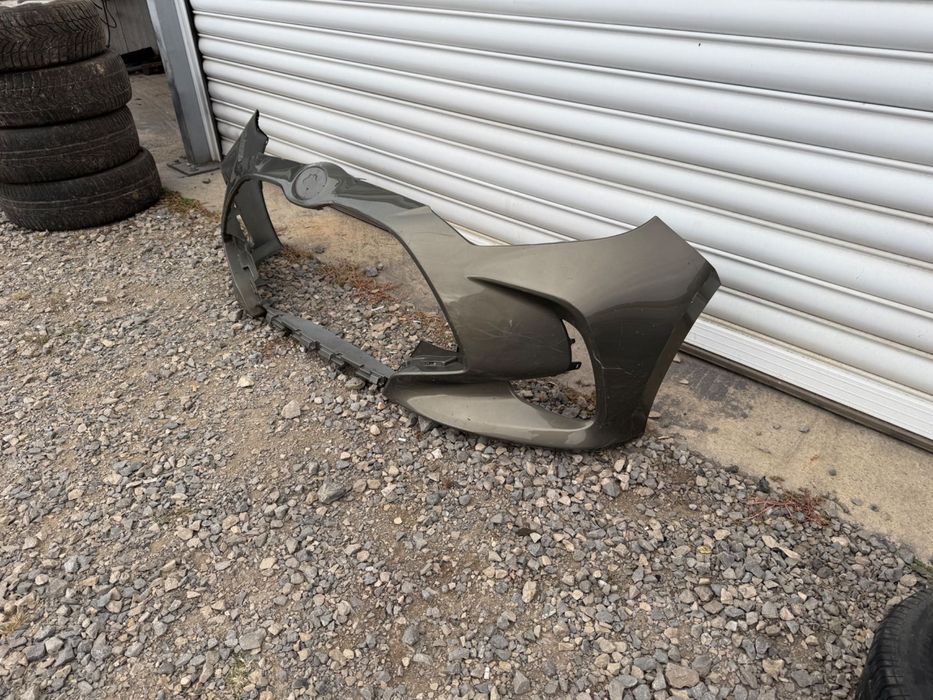 Предна броня за Toyota Yaris 2020-